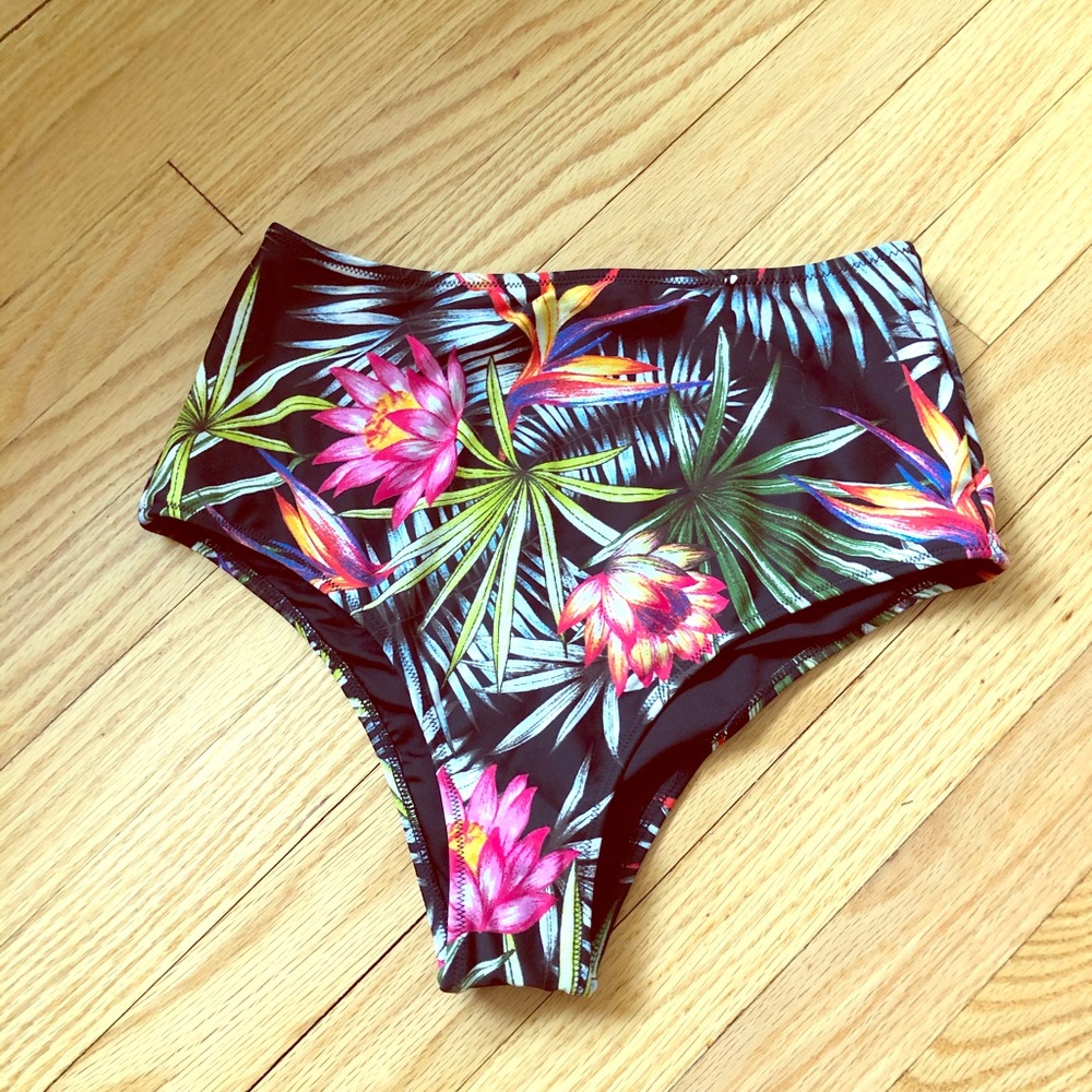 High waist bikini bottom